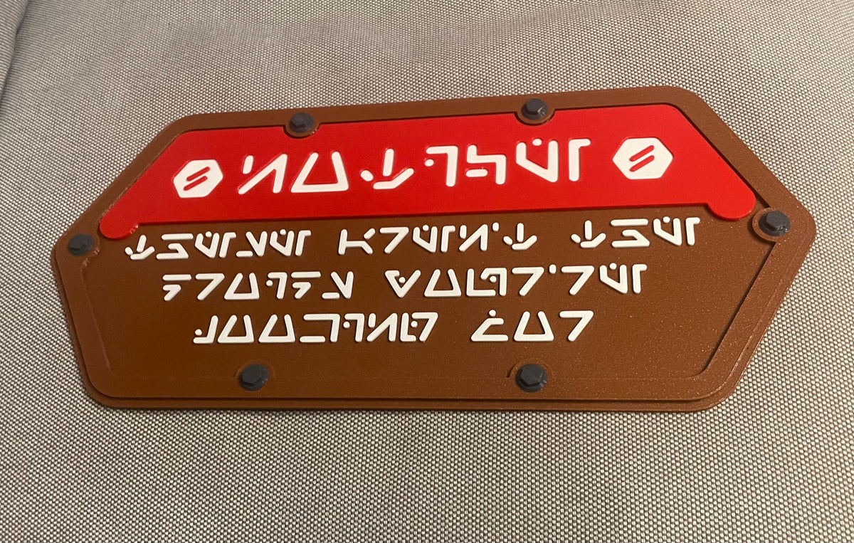 Droids Sign Galaxy's Edge