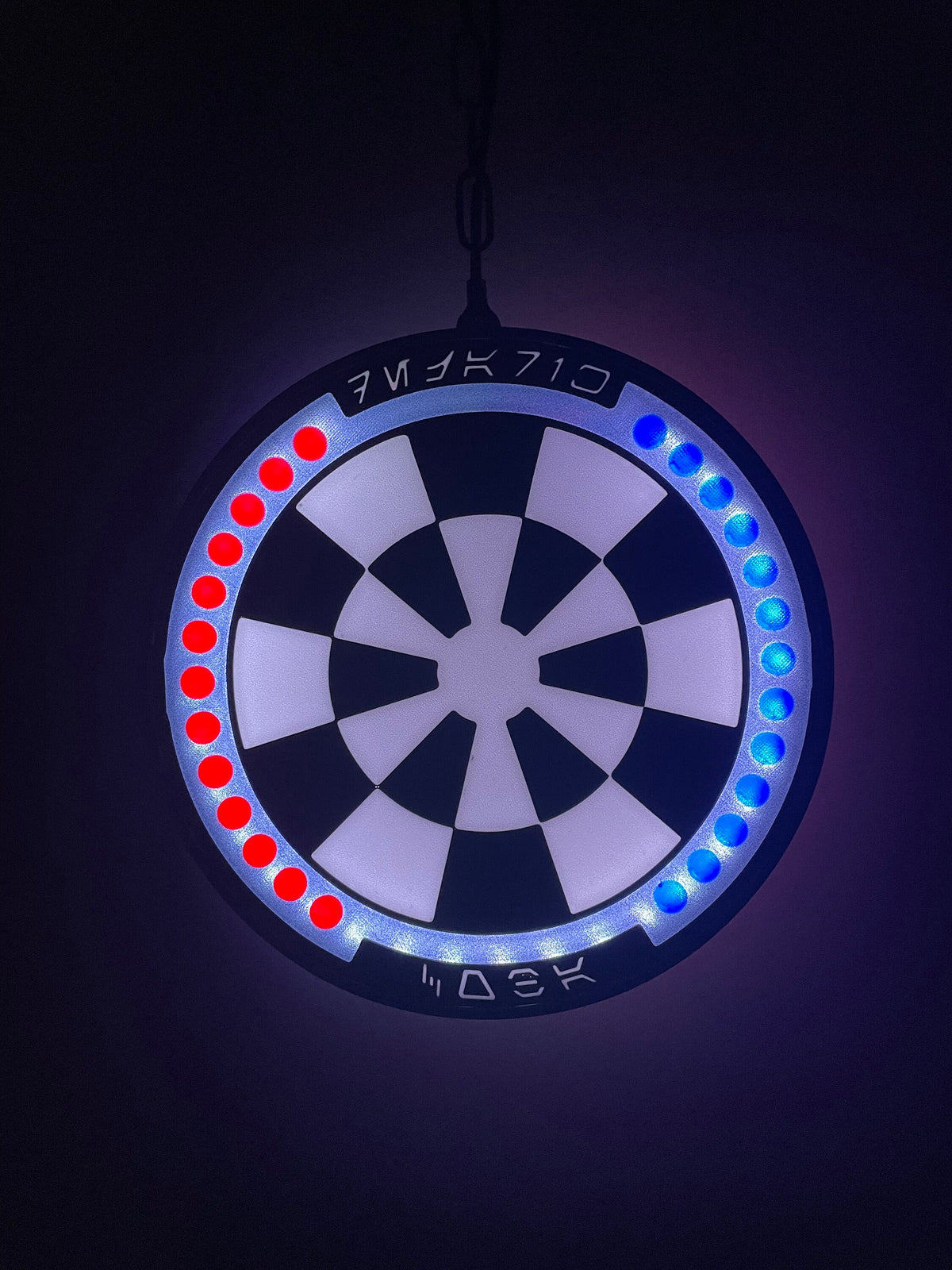 Dejarik round lamp
